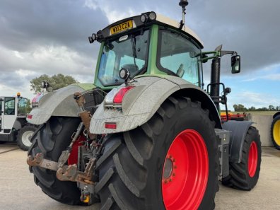 Fendt 828 Profi-Plus