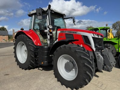 Massey Ferguson 7S.210 Exclusive