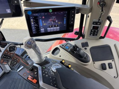 Massey Ferguson 7S.210 Exclusive