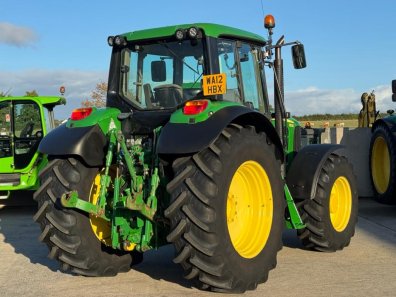 John Deere 6830 Standard