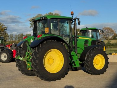 John Deere 6830 Standard