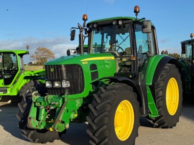 John Deere 6830 Standard