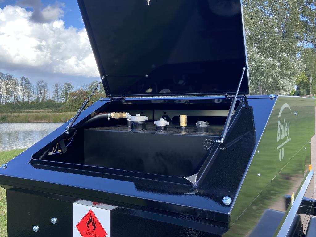 Bailey 2000ltr fuel bowser