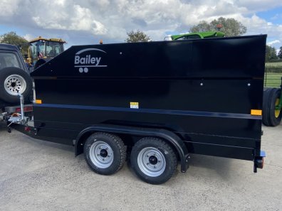 Bailey 2000ltr fuel bowser