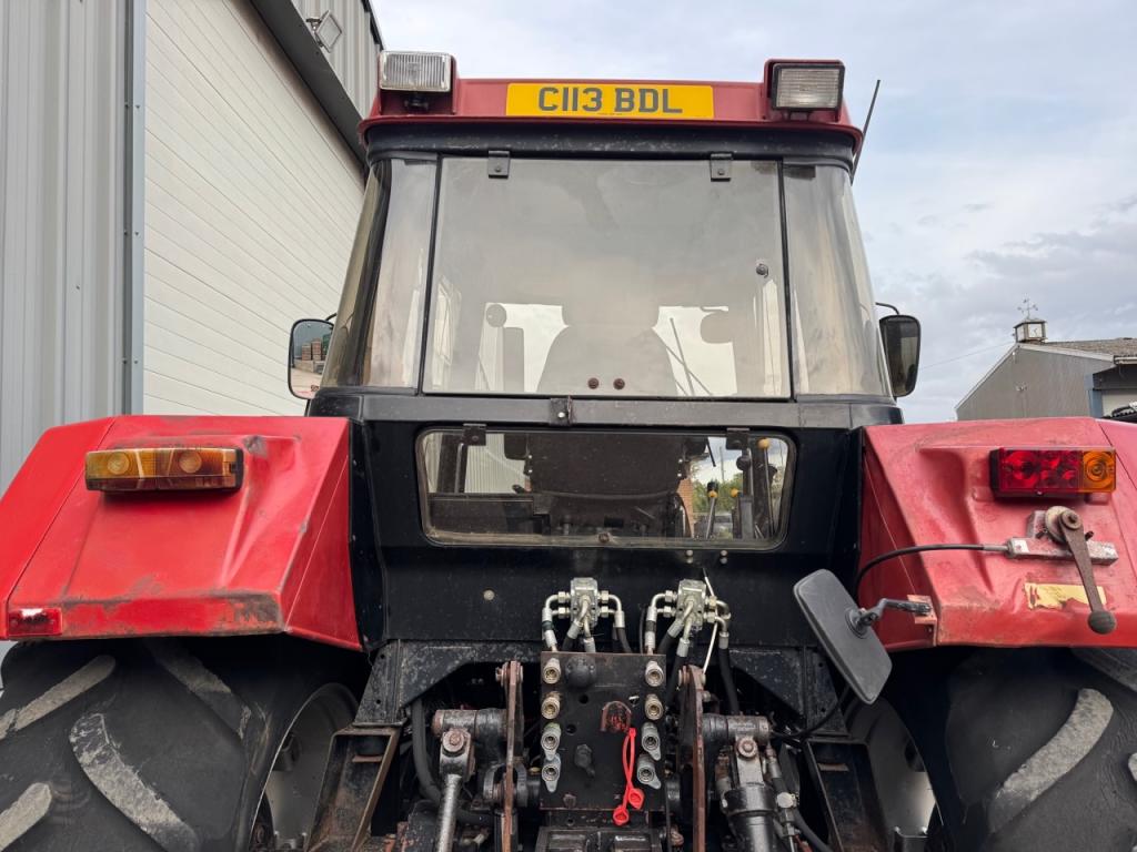 Case International 1255XL