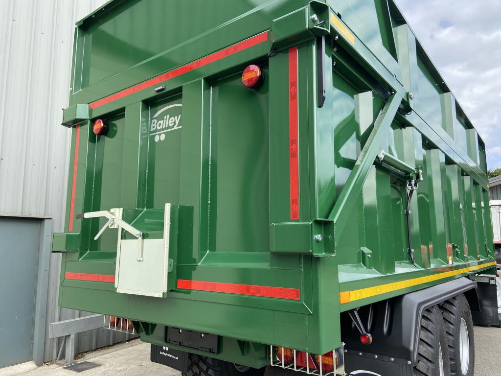 Bailey 18 ton TB silage trailer