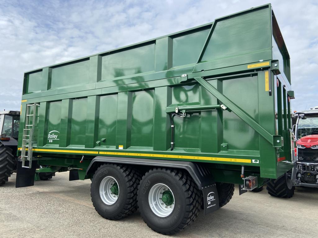 Bailey 18 ton TB silage trailer