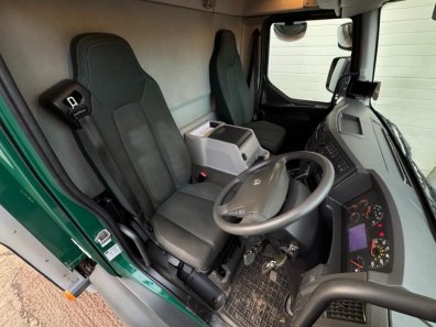 Volvo FL250 4x2 14 Ton lorry