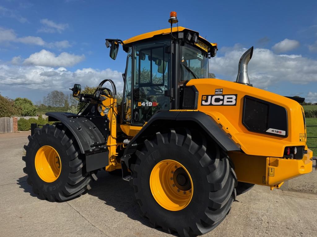 JCB 419S