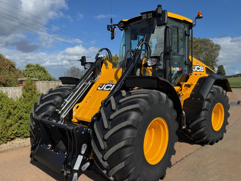 JCB 419S