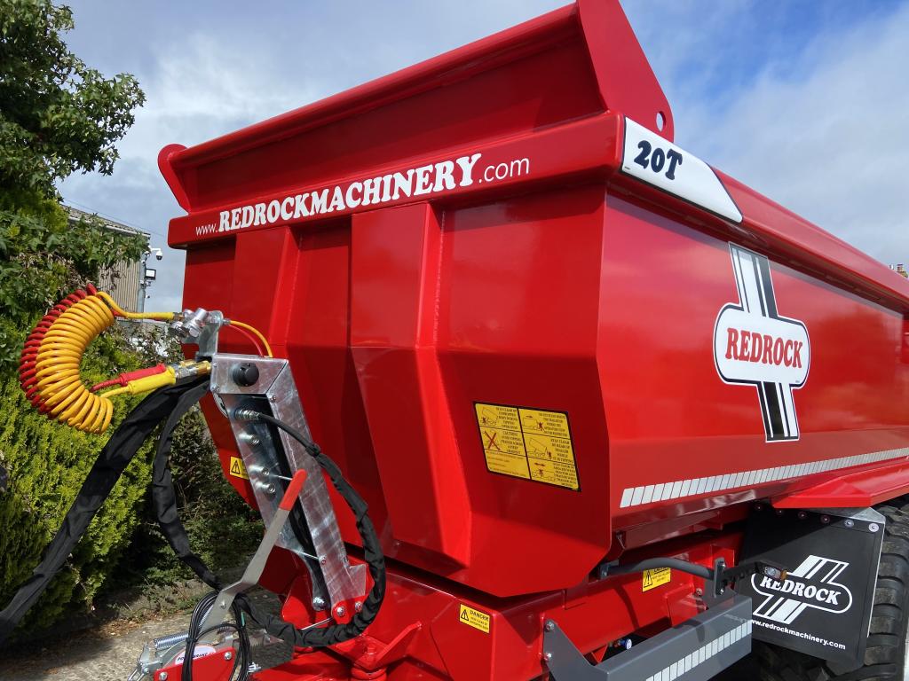 Redrock 20 ton half pipe dump trailer