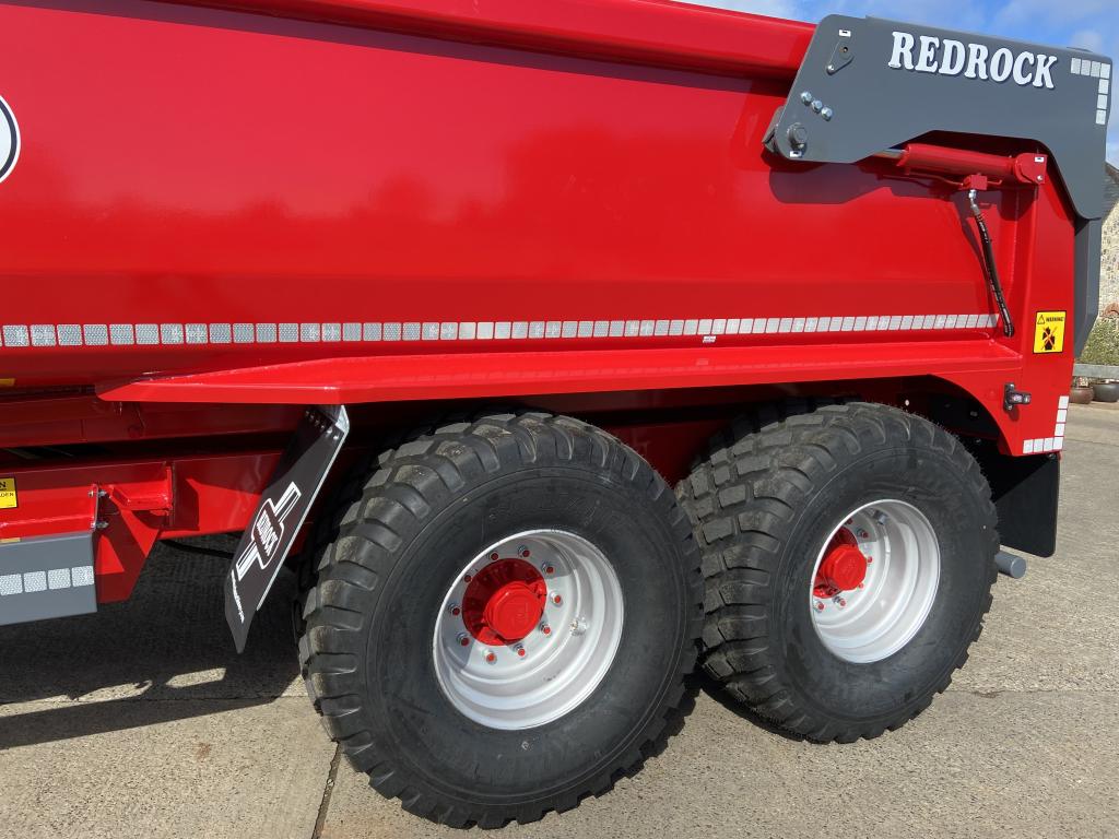 Redrock 20 ton half pipe dump trailer