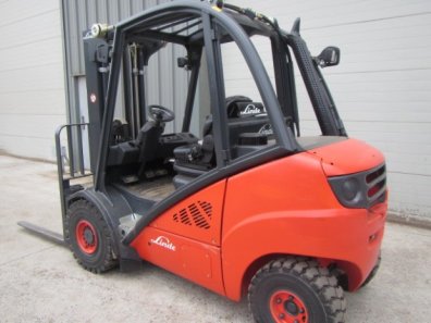 Linde H30 fork truck
