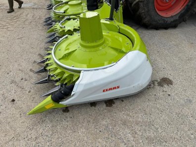Claas Orbis 750 10 row maize header