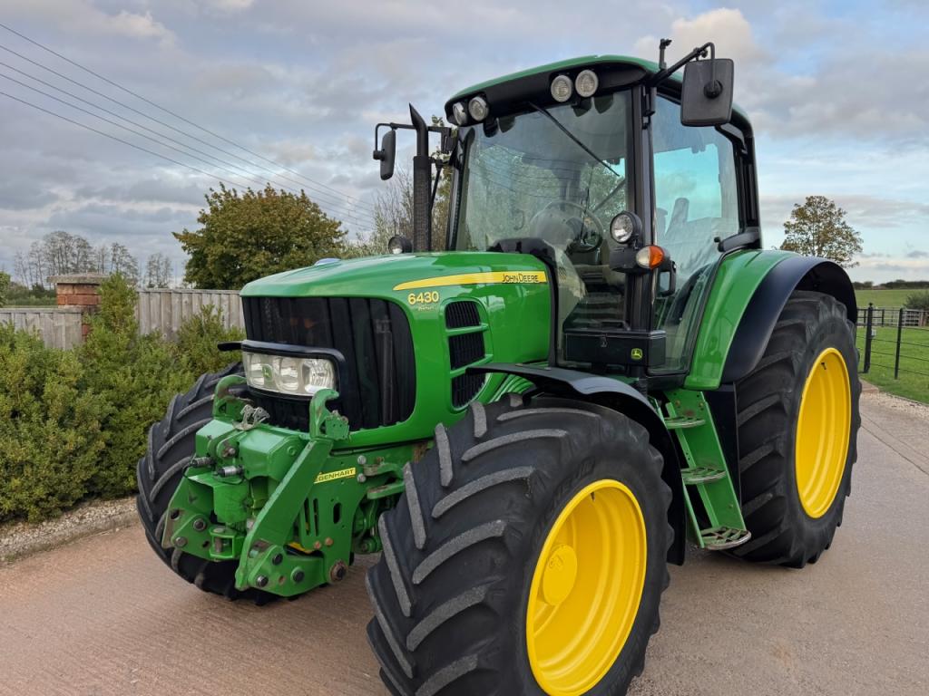 John Deere 6430