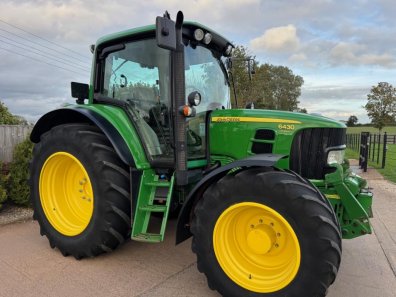 John Deere 6430