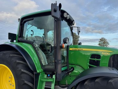 John Deere 6430