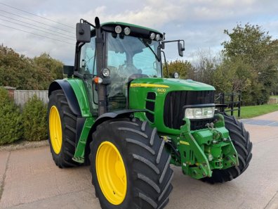 John Deere 6430