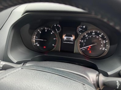 Toyota Land Cruiser Commercial Active