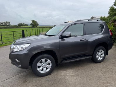 Toyota Land Cruiser Commercial Active