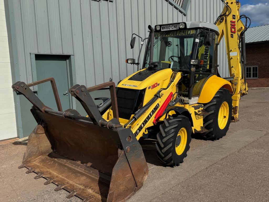 New Holland B110 B wheeled digger