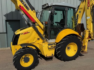 New Holland B110 B wheeled digger