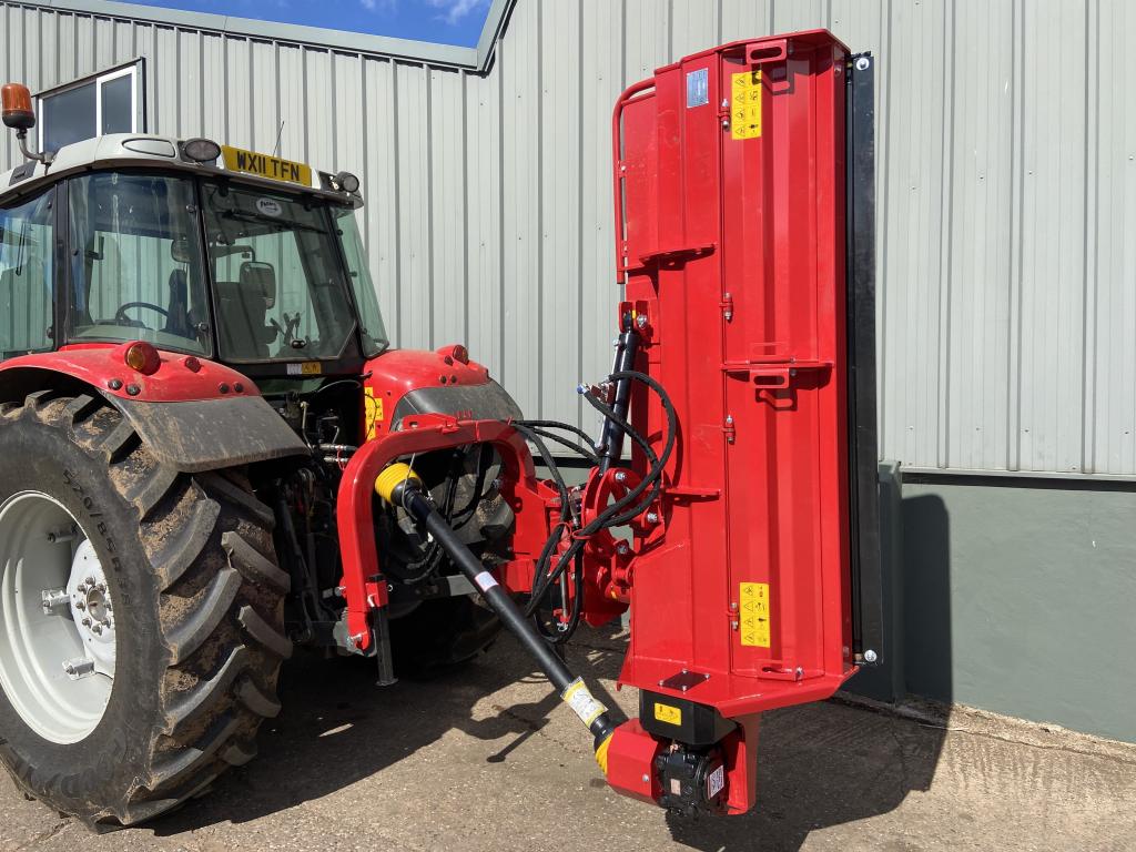 Ingemars 3 point linkage flail topper
