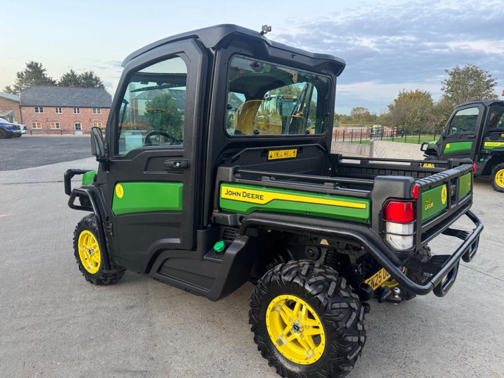 John Deere 865 Gator