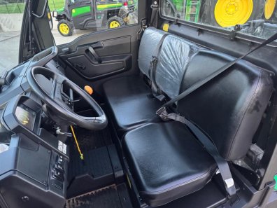 John Deere 865 Gator
