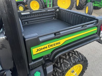 John Deere 865 Gator