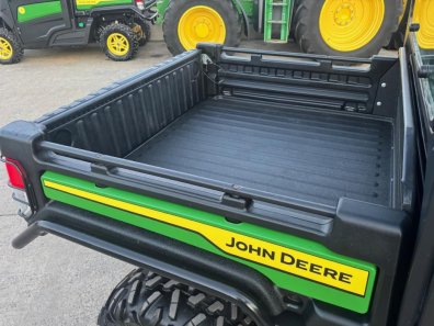 John Deere 865 Gator