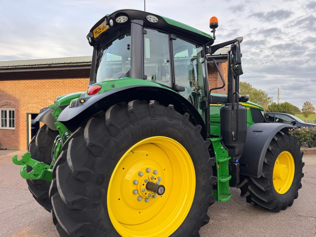 John Deere 6M 185
