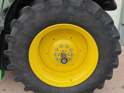 John Deere 6M 185