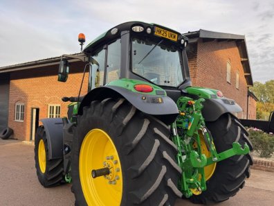 John Deere 6M 185