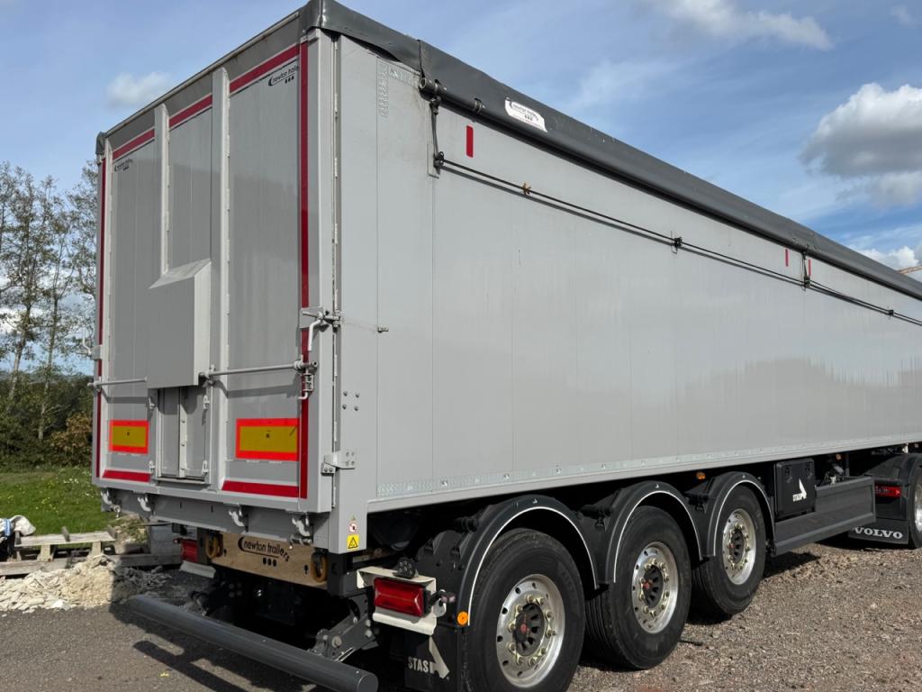 STAS bulk trailer