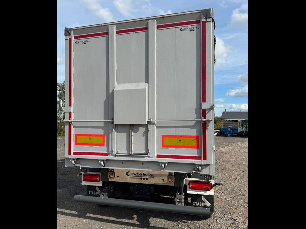 STAS bulk trailer