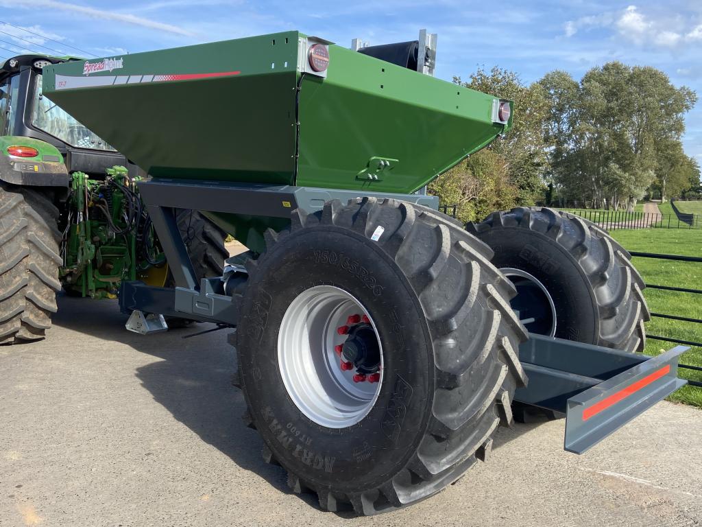 SpreadPoint TF-7 Gravel Cart