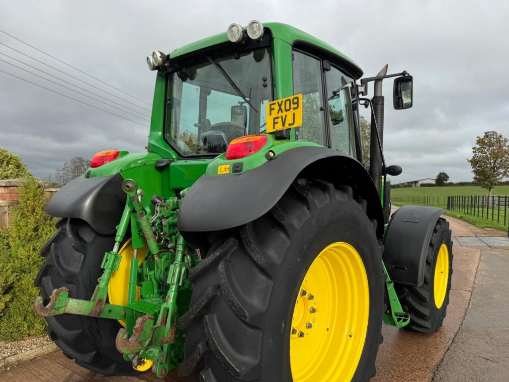 John Deere 6930
