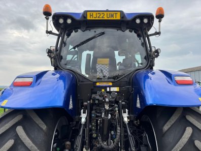 New Holland T7.225