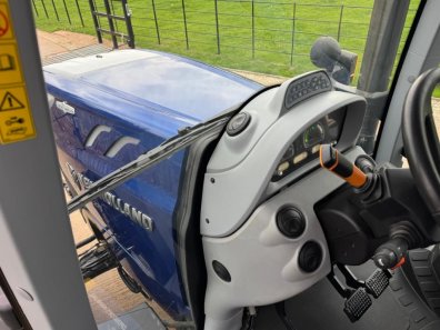 New Holland T7.225