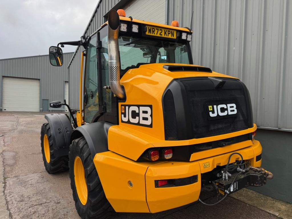 JCB 320S