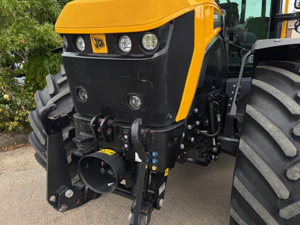 JCB 4220 iCON