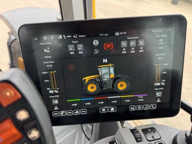 JCB 4220 iCON