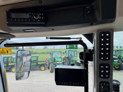 JCB 4220 iCON