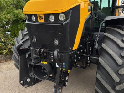 JCB 4220 iCON