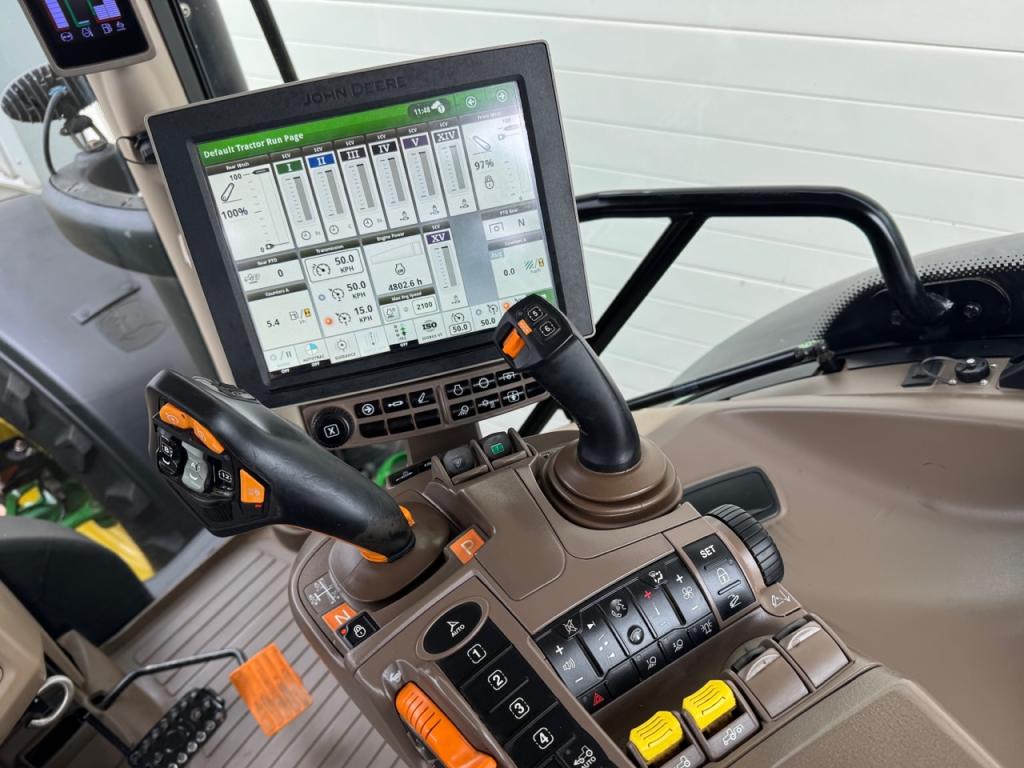 John Deere 6R 185