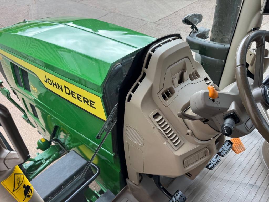 John Deere 6R 185