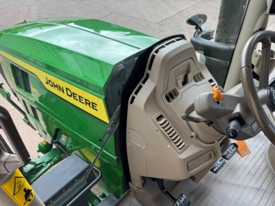 John Deere 6R 185