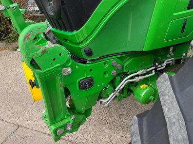 John Deere 6R 185