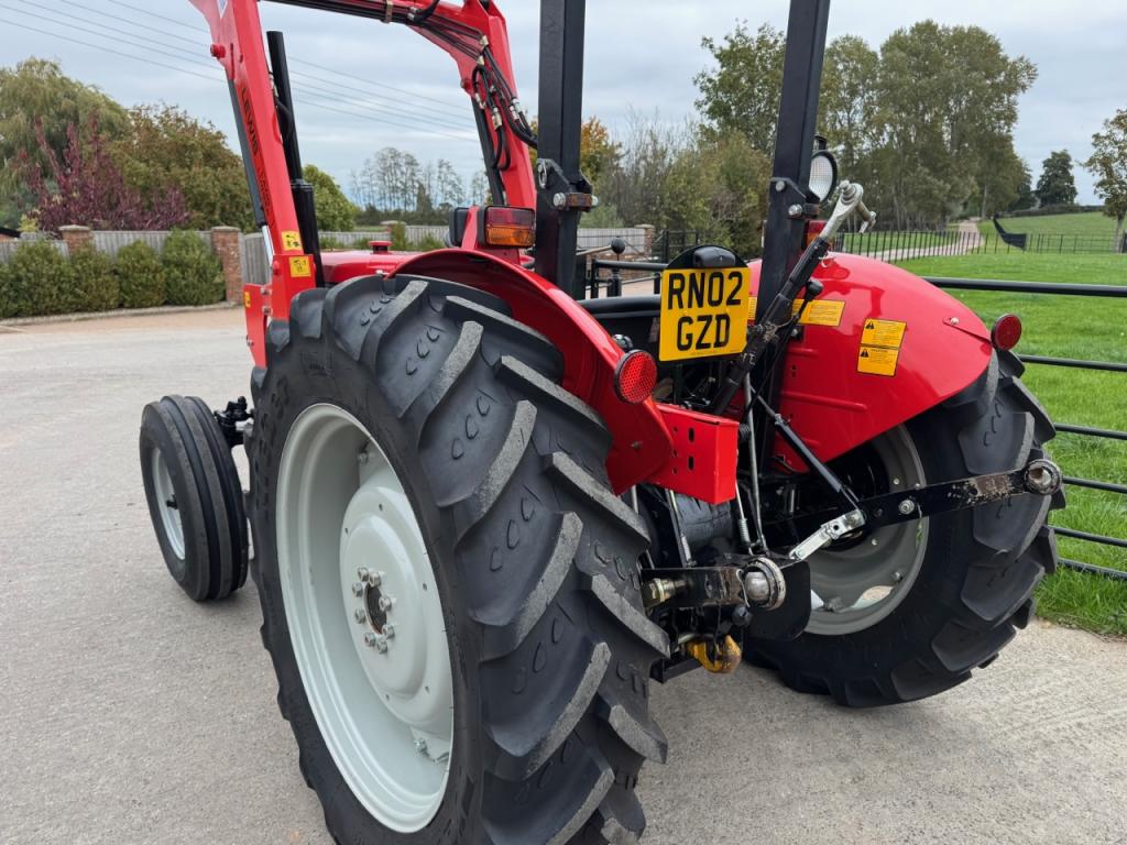 Massey Ferguson 230